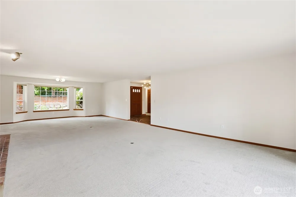 400 E Old Ranch Road Allyn, WA 98524