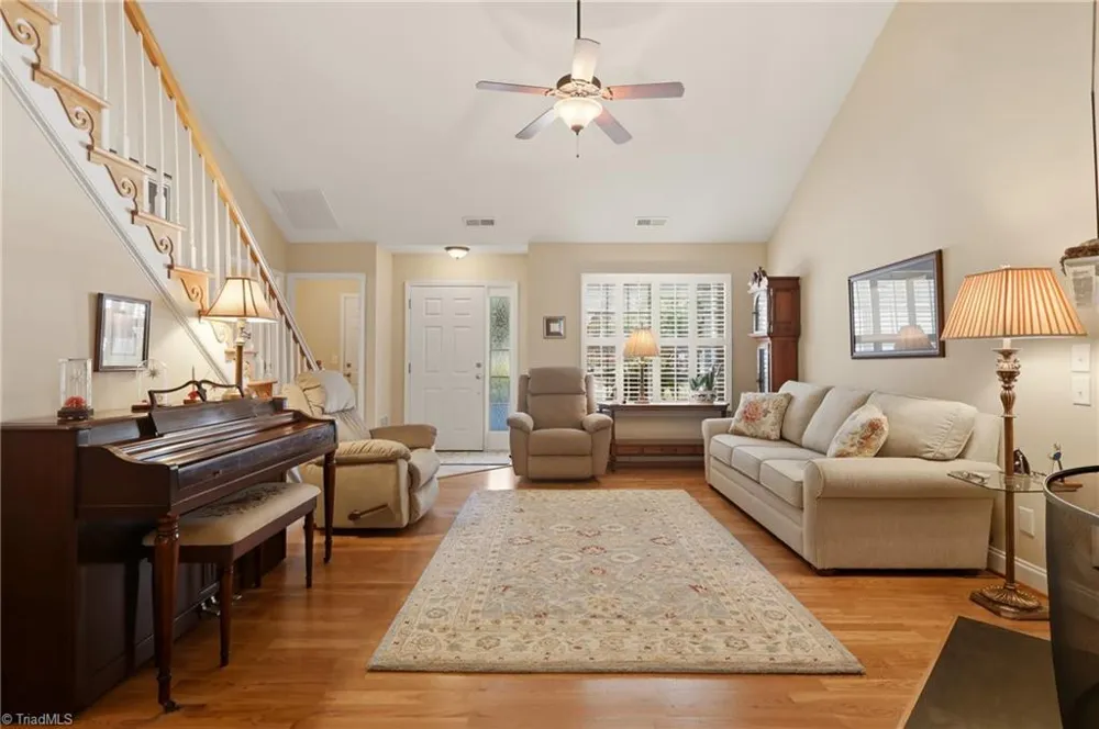 6650 Springfield Village Lane Clemmons, NC 27012