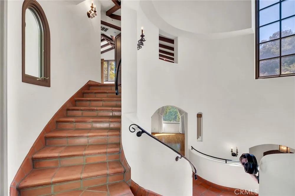 1345 Indiana South Pasadena, CA 91030
