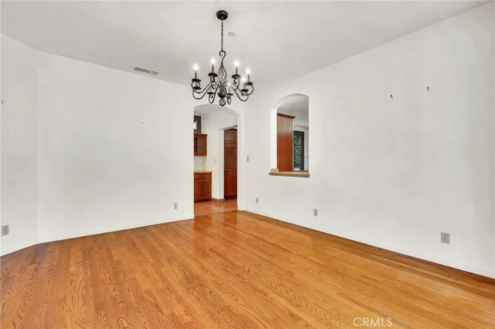 1345 Indiana South Pasadena, CA 91030