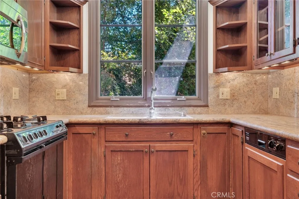 1345 Indiana South Pasadena, CA 91030