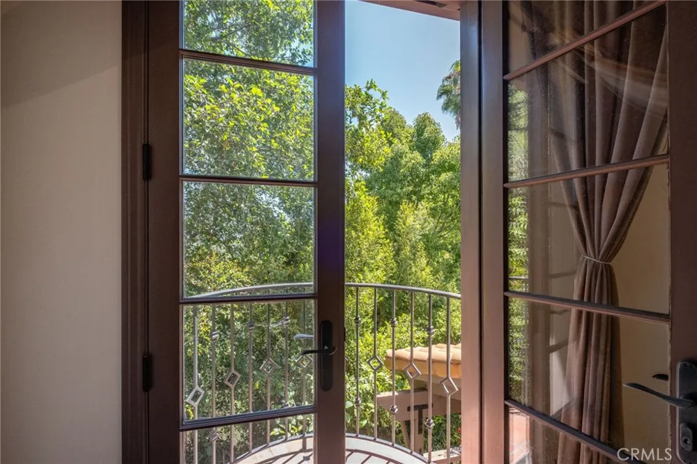 1345 Indiana South Pasadena, CA 91030