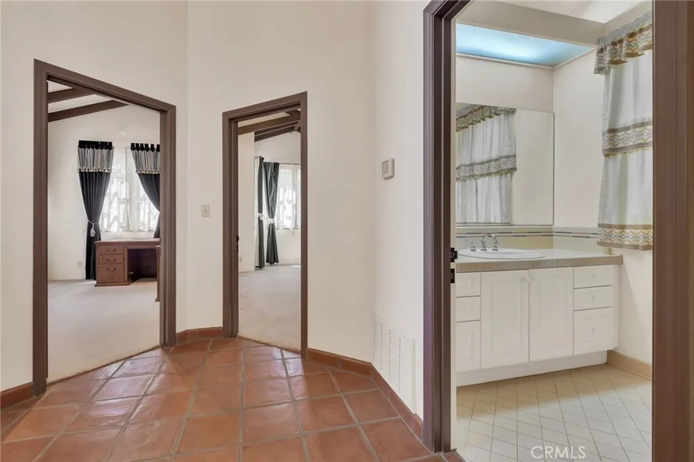 1345 Indiana South Pasadena, CA 91030