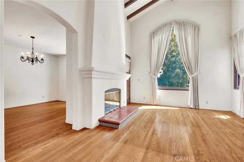 1345 Indiana South Pasadena, CA 91030
