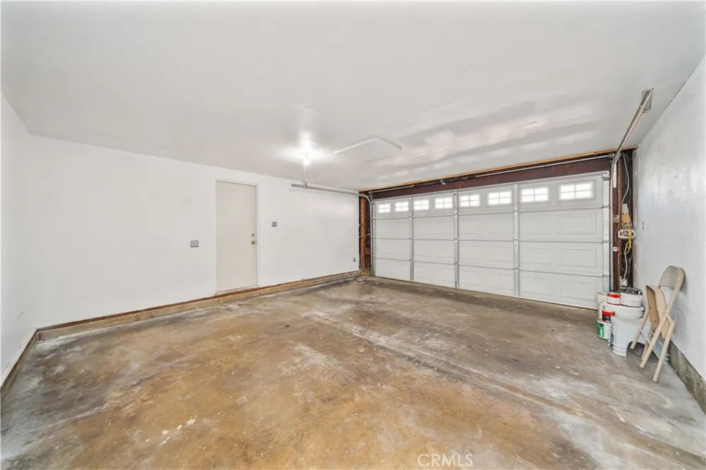 10649 Civic El Monte, CA 91731