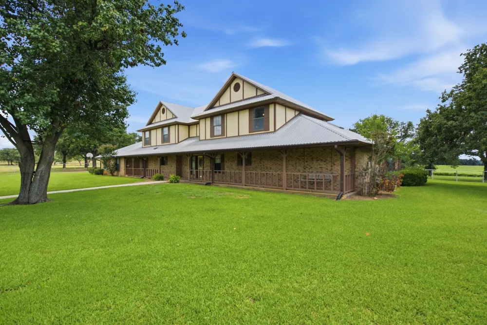 7900 Highway 6 De Leon, TX 76444
