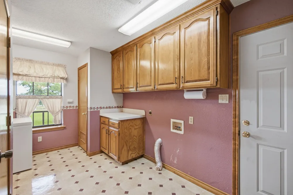 7900 Highway 6 De Leon, TX 76444