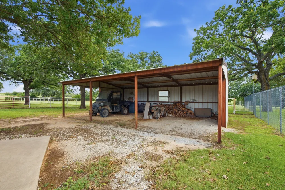 7900 Highway 6 De Leon, TX 76444