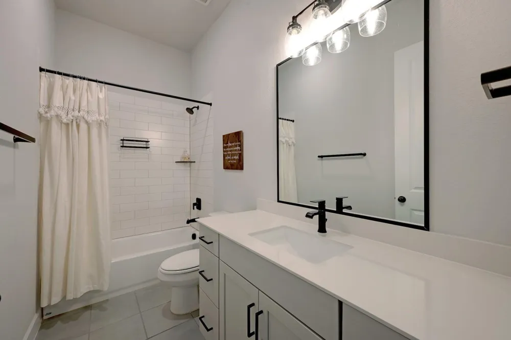 237 Moonlit Stream Pass Dripping Springs, TX 78620