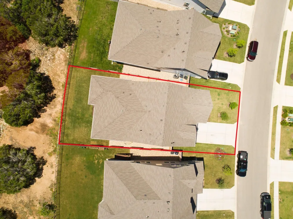 237 Moonlit Stream Pass Dripping Springs, TX 78620