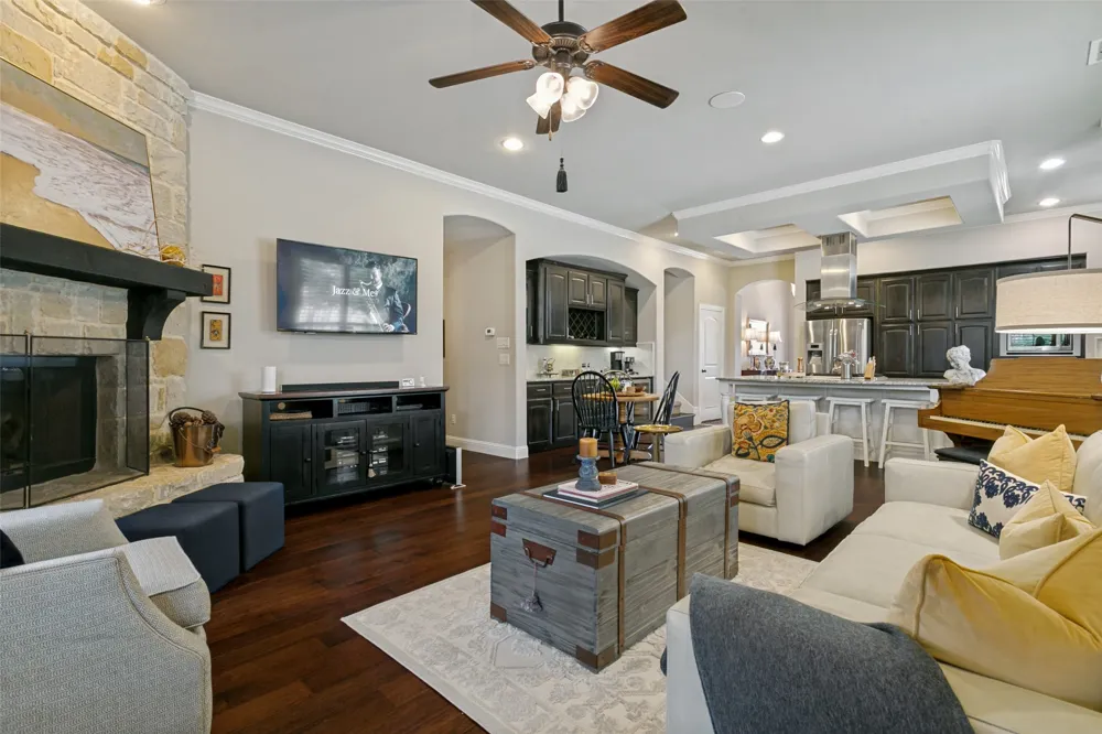 417 Chestnut Lane Roanoke, TX 76262