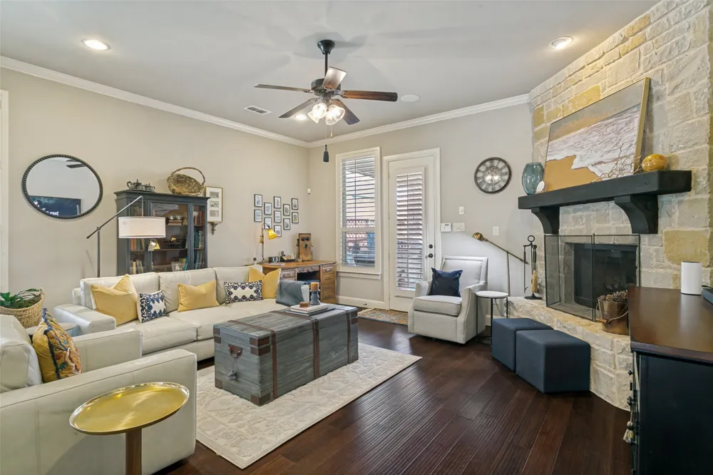 417 Chestnut Lane Roanoke, TX 76262