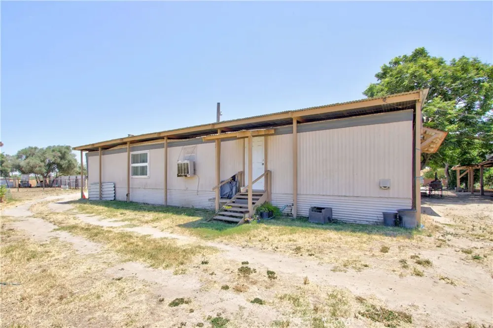 6660 Olive Avenue Winton, CA 95388