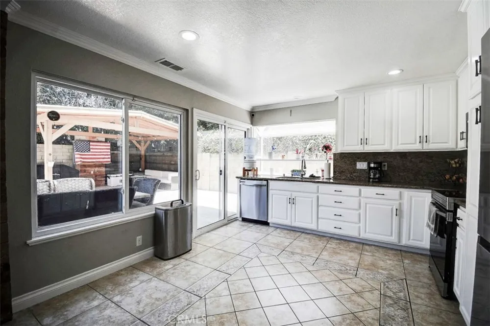 26701 Valpariso Mission Viejo, CA 92691