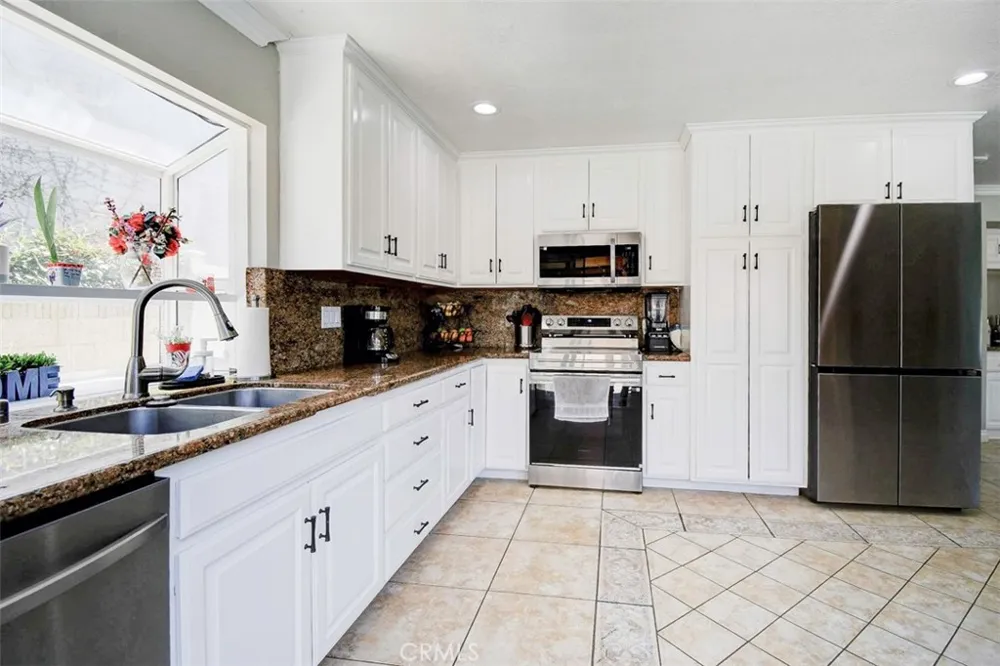 26701 Valpariso Mission Viejo, CA 92691