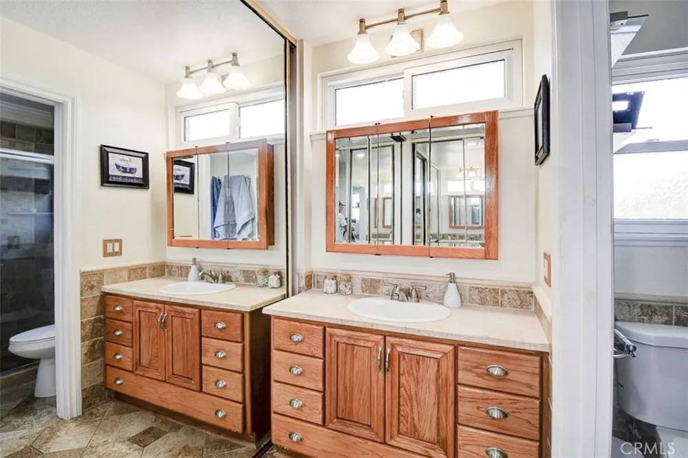 26701 Valpariso Mission Viejo, CA 92691
