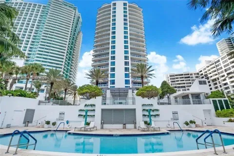 3535 S Ocean Dr #1703