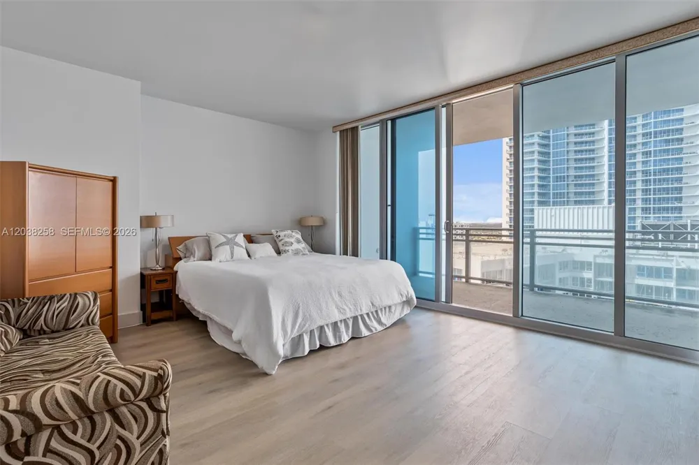 3535 S Ocean Dr #1703 Hollywood, FL 33019