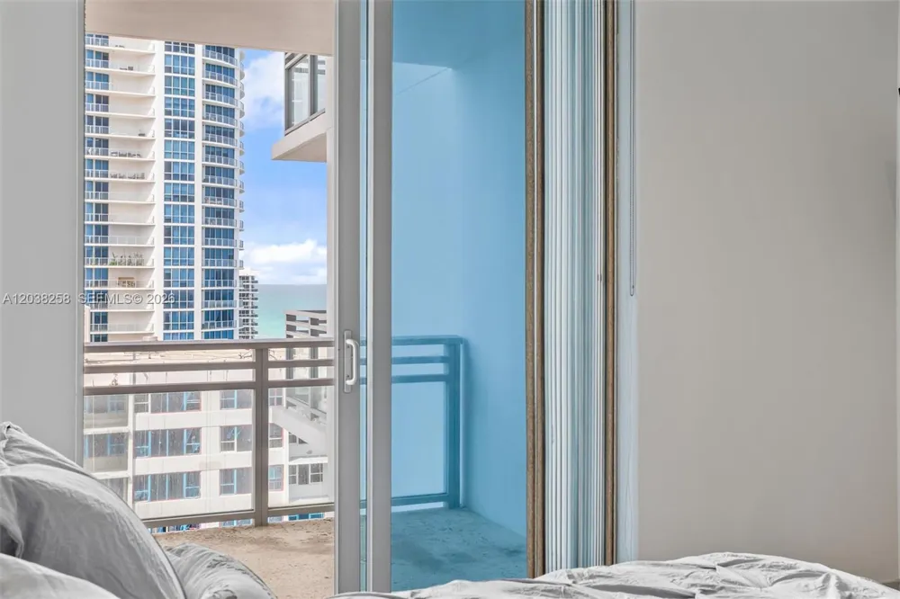 3535 S Ocean Dr #1703 Hollywood, FL 33019