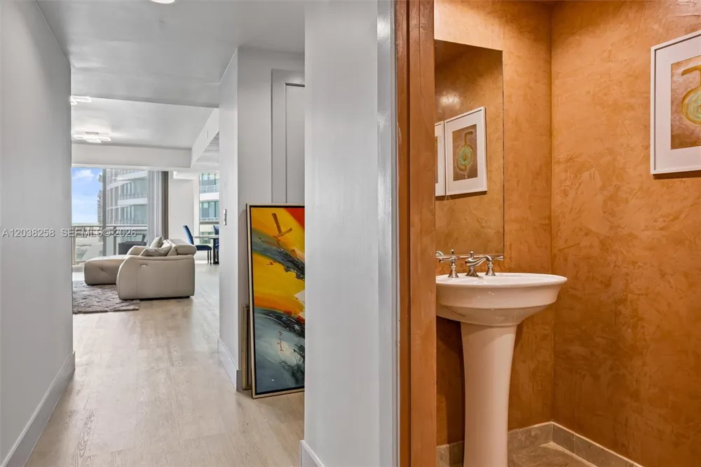 3535 S Ocean Dr #1703 Hollywood, FL 33019