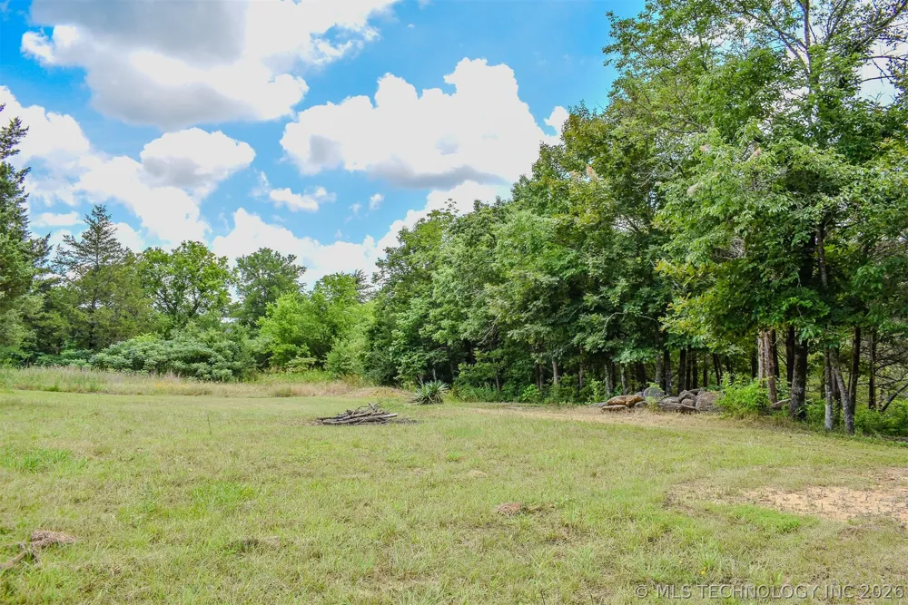 1005 Ridge Point Road Fort Towson, OK 74735