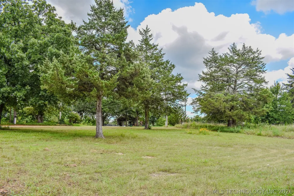 1005 Ridge Point Road Fort Towson, OK 74735