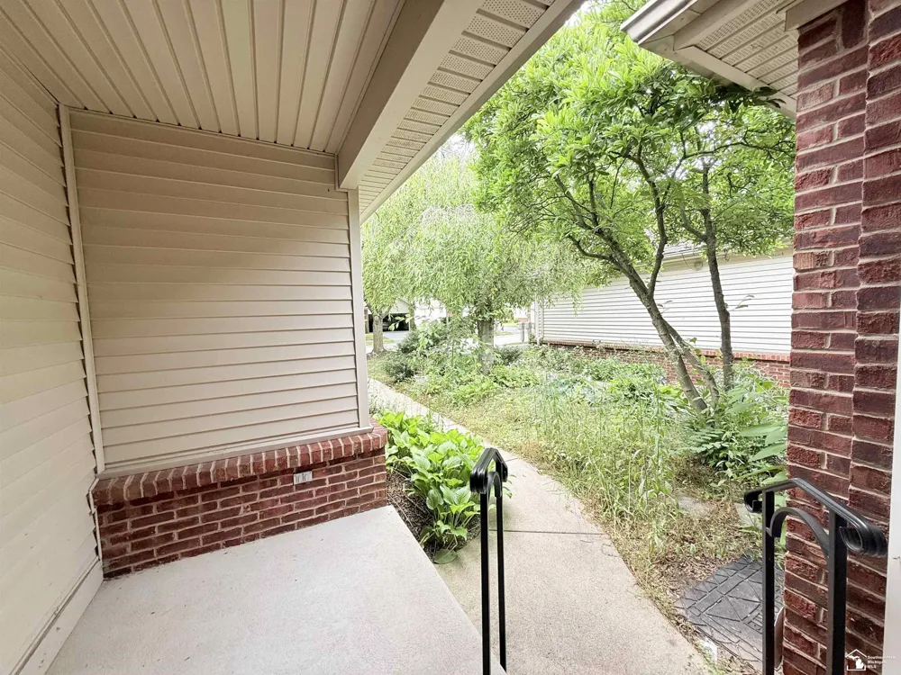 1626 Spruce Court Bedford Township, MI 48182