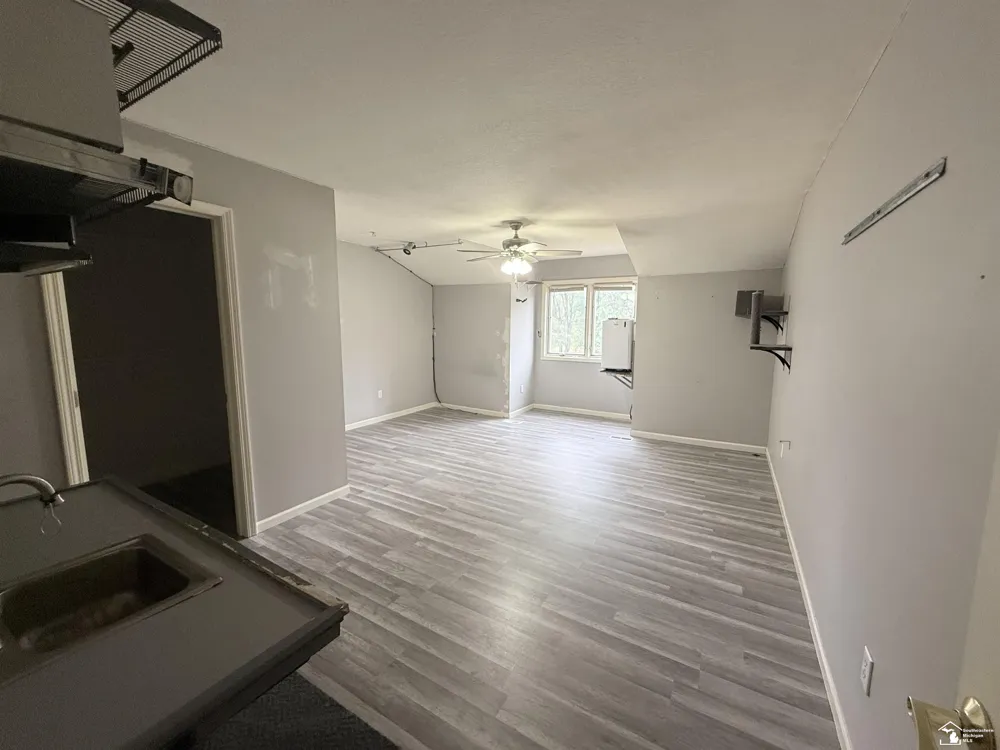 1626 Spruce Court Bedford Township, MI 48182
