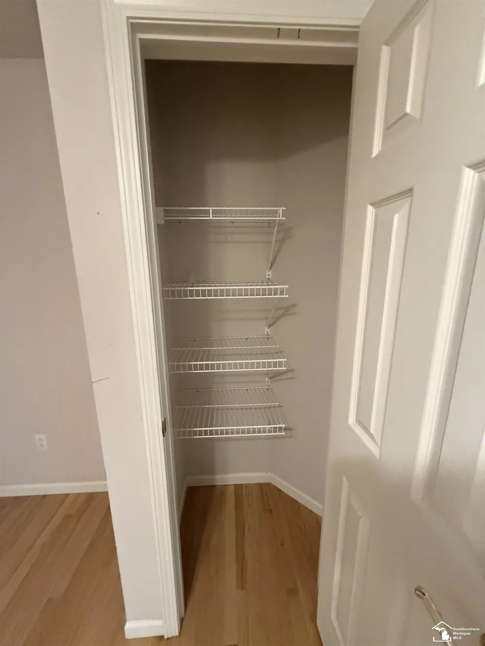 1626 Spruce Court Bedford Township, MI 48182