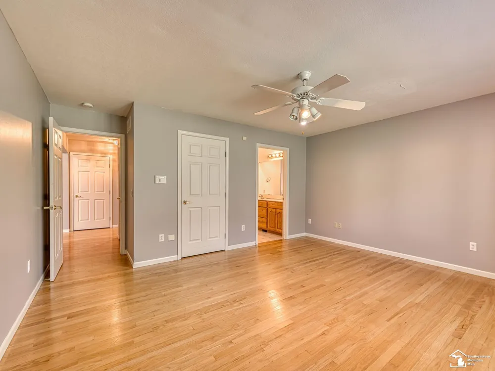 1626 Spruce Court Bedford Township, MI 48182