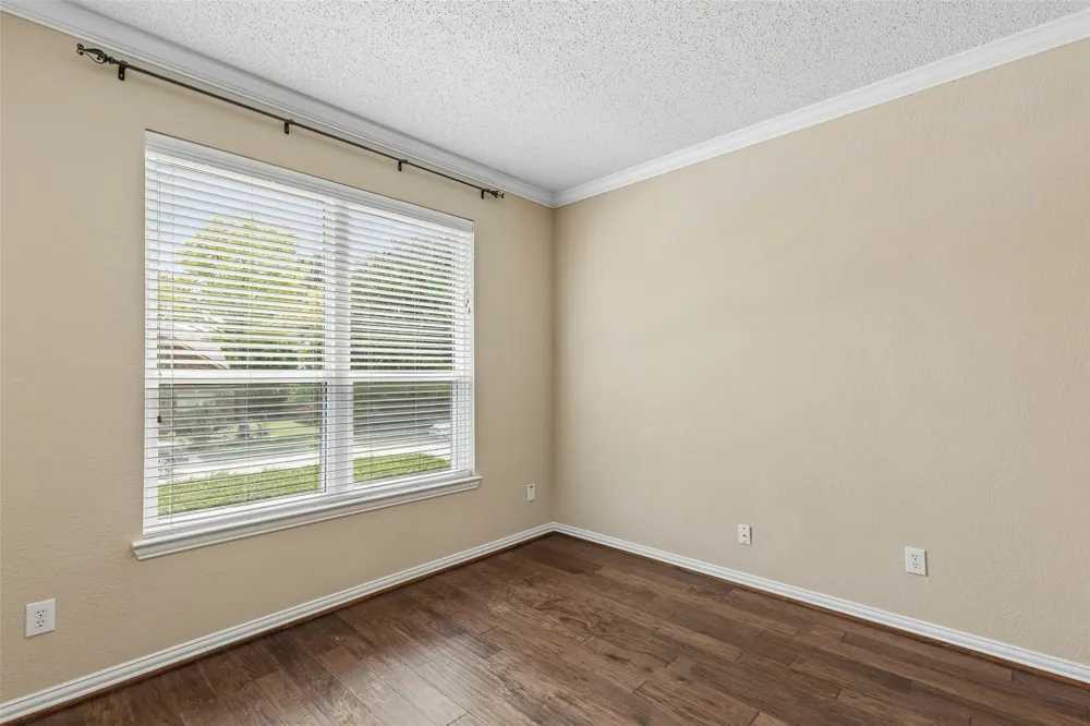 1926 Edgehill Drive Allen, TX 75013