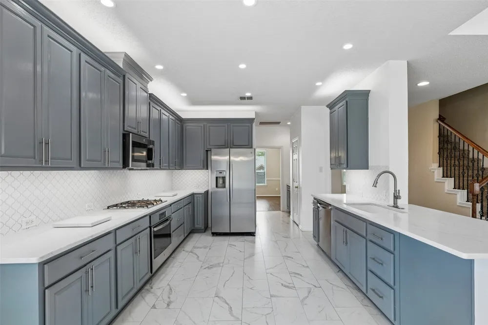 1926 Edgehill Drive Allen, TX 75013