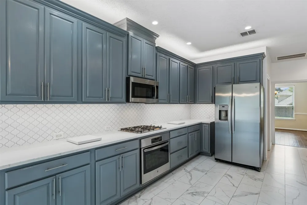 1926 Edgehill Drive Allen, TX 75013