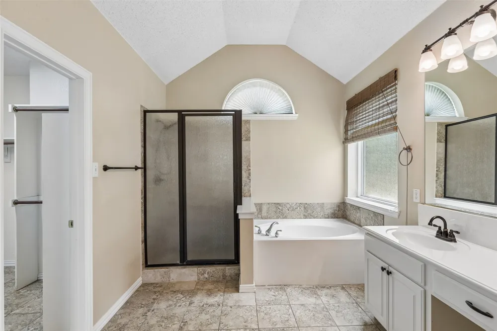 1926 Edgehill Drive Allen, TX 75013