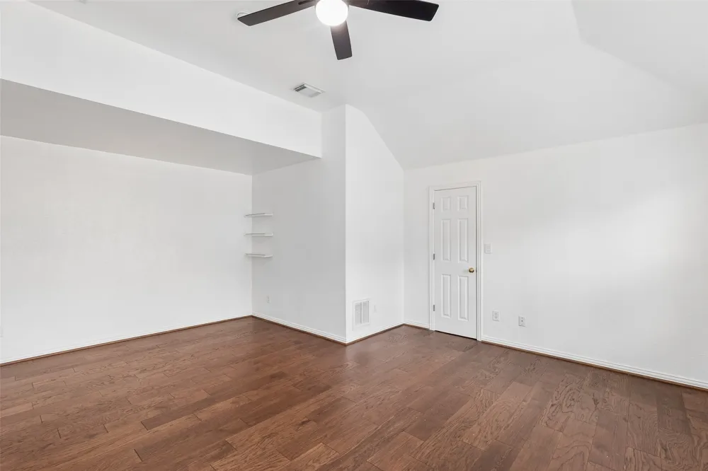 1926 Edgehill Drive Allen, TX 75013
