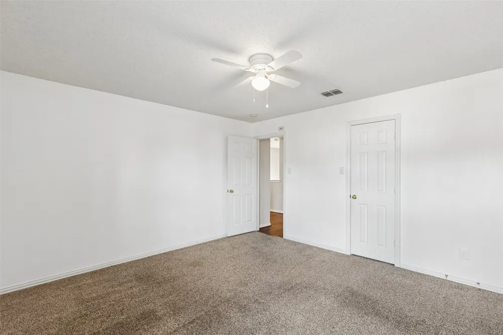 1926 Edgehill Drive Allen, TX 75013