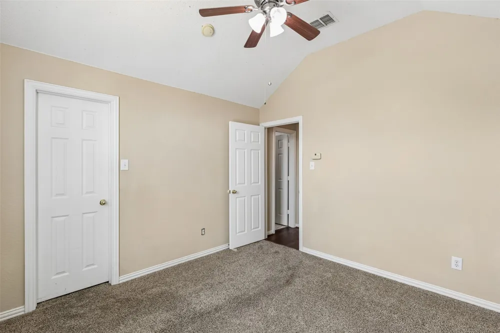 1926 Edgehill Drive Allen, TX 75013