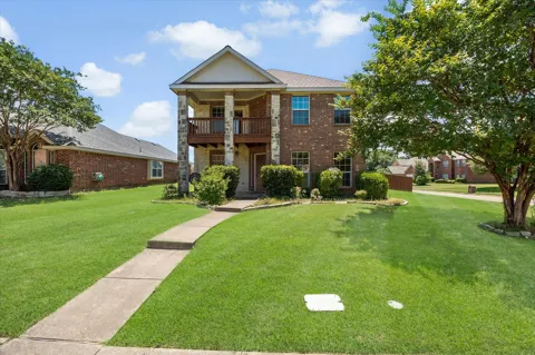 1100 Camelot Drive