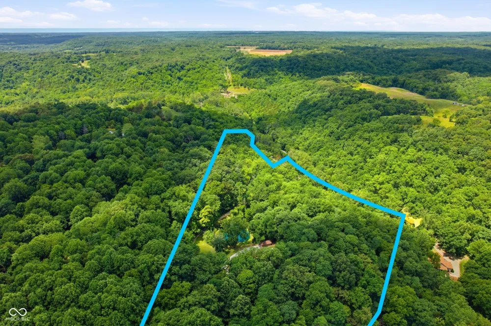 11099 Bushy Road Metamora, IN 47030