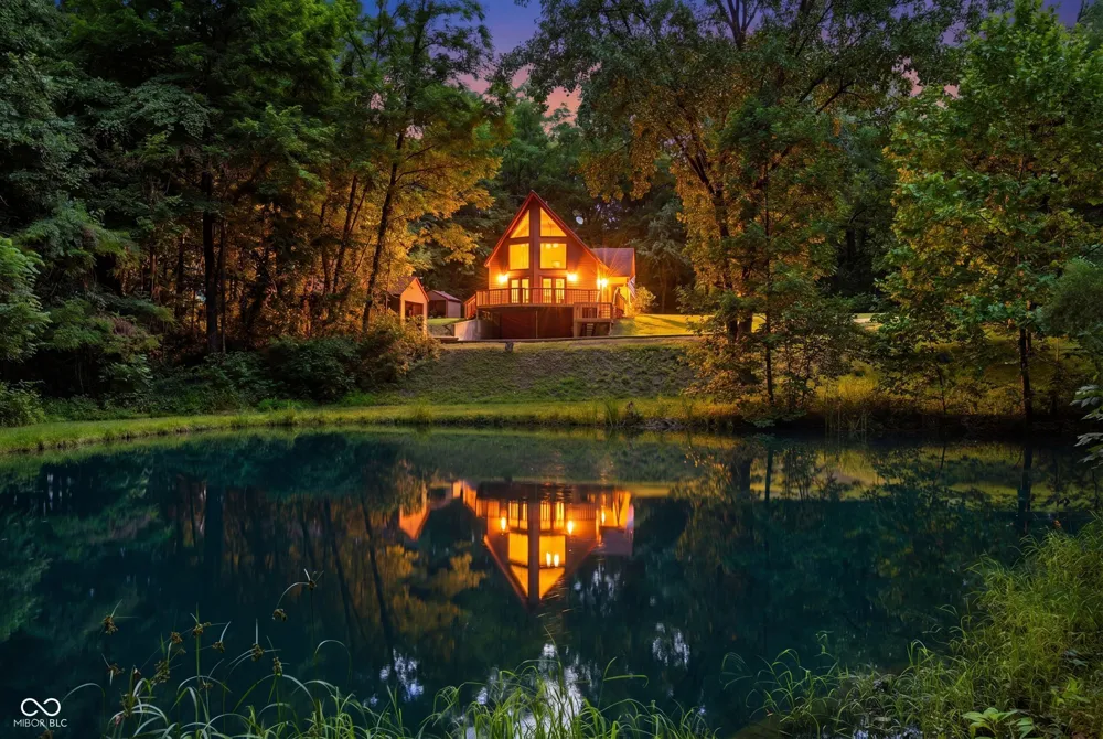 11099 Bushy Road Metamora, IN 47030