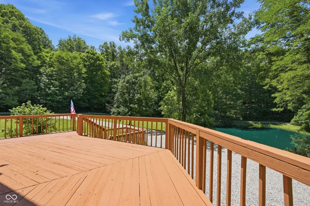 11099 Bushy Road Metamora, IN 47030