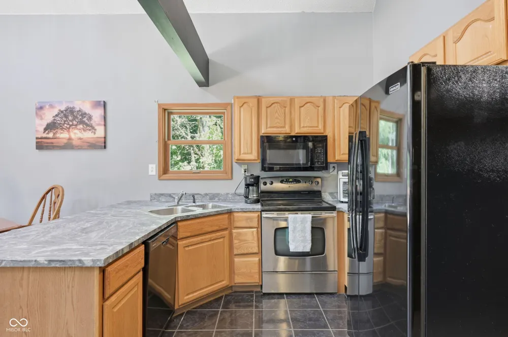 11099 Bushy Road Metamora, IN 47030