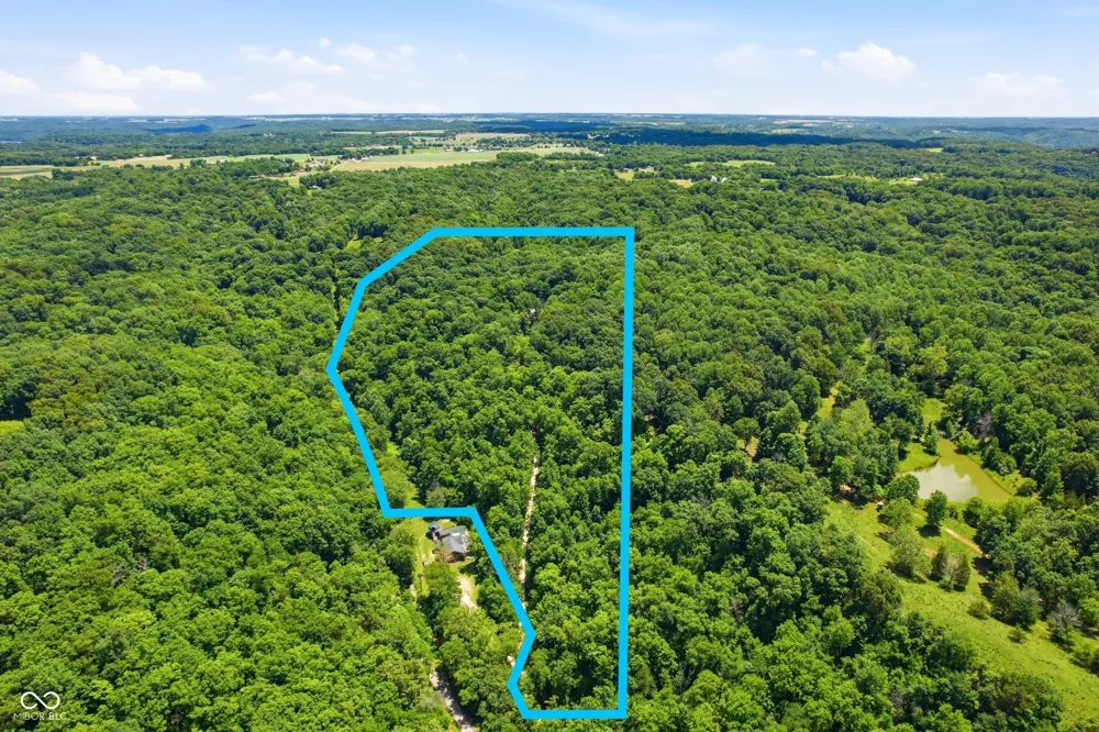 11099 Bushy Road Metamora, IN 47030