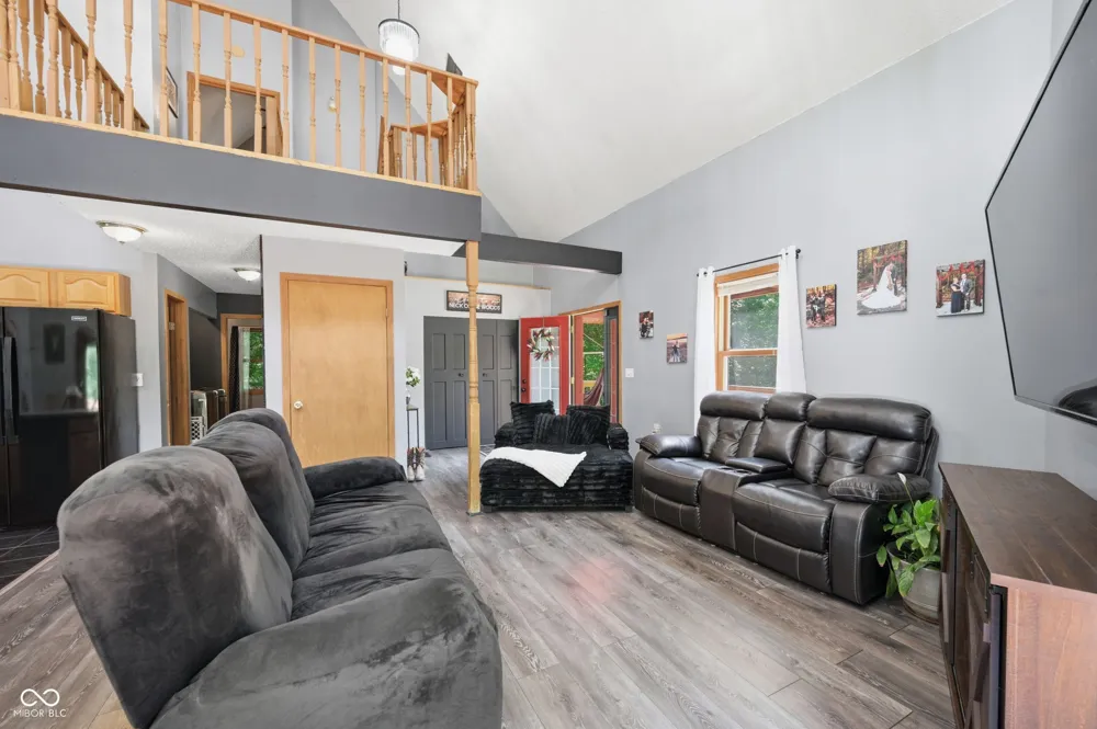11099 Bushy Road Metamora, IN 47030
