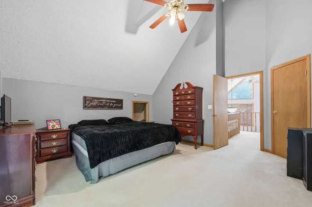 11099 Bushy Road Metamora, IN 47030