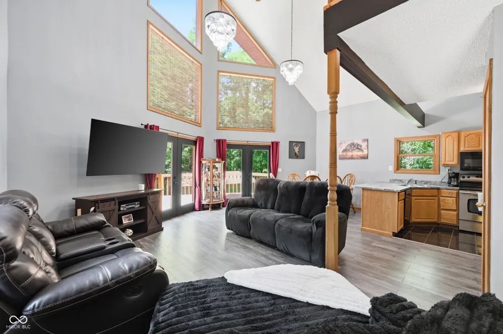 11099 Bushy Road Metamora, IN 47030