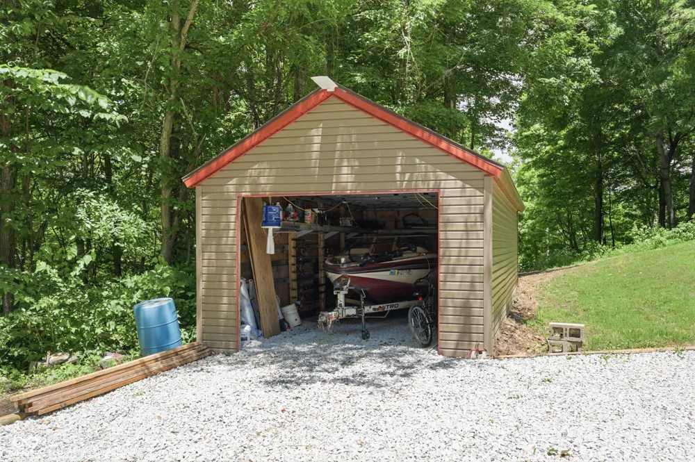 11099 Bushy Road Metamora, IN 47030