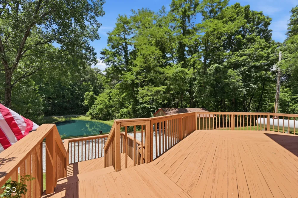 11099 Bushy Road Metamora, IN 47030