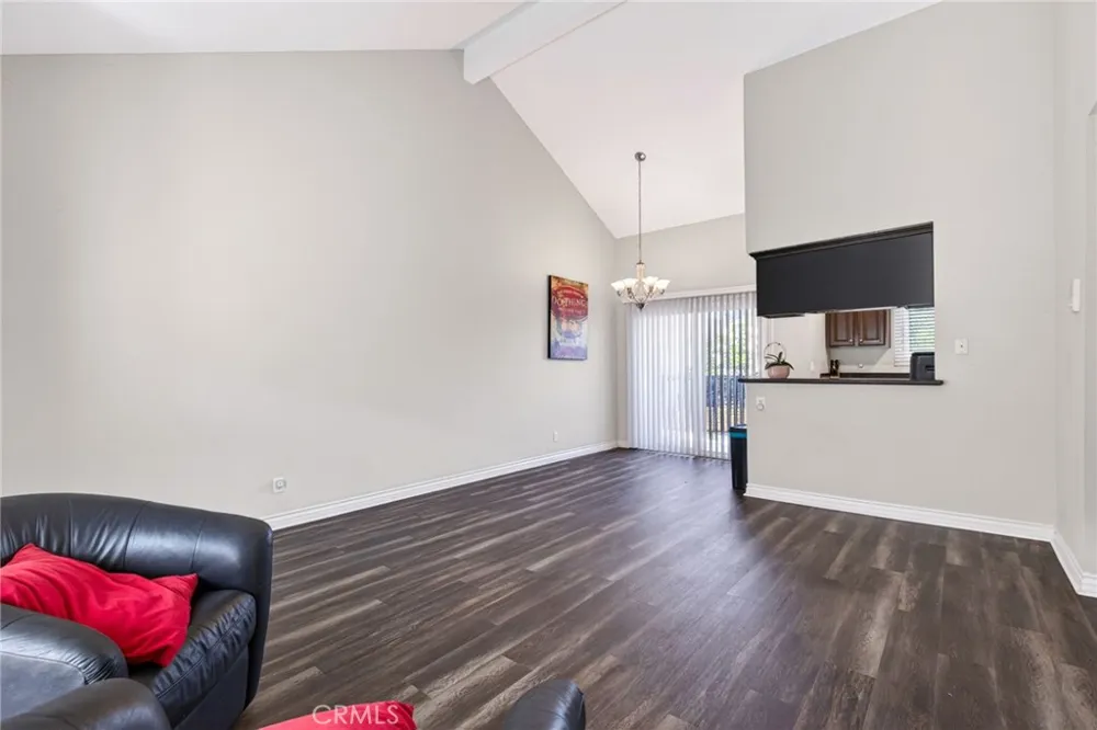2925 Spaulding Street #303 Long Beach, CA 90804