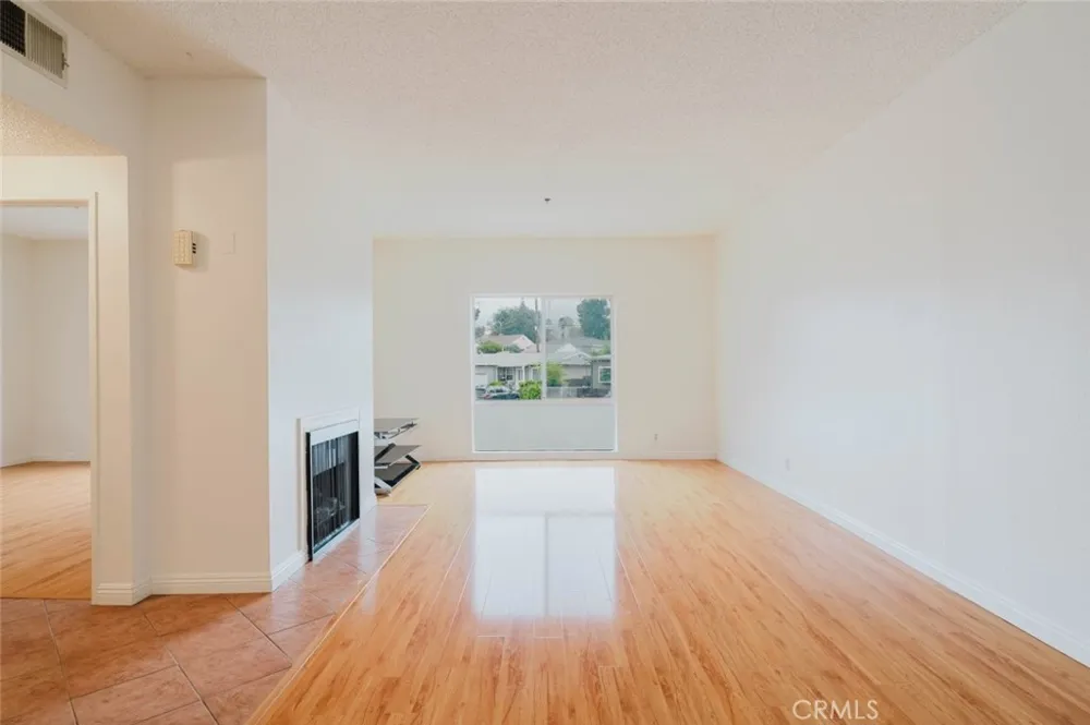 2900 Fairway #501 La Crescenta, CA 91214